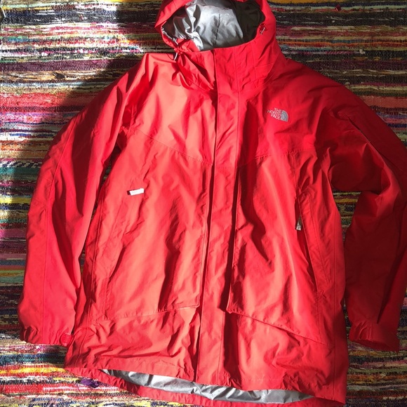 The North Face Men’s Hyvent Red Coat XL - Picture 9 of 9